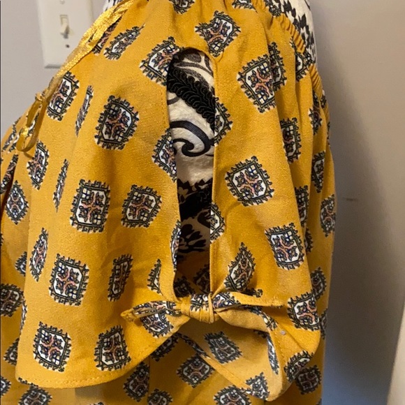 Pink Rose Blouse - Picture 3 of 7